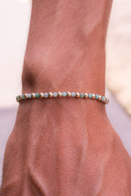 Joya De Esmeraldas y Balines Lisos En Pulsera