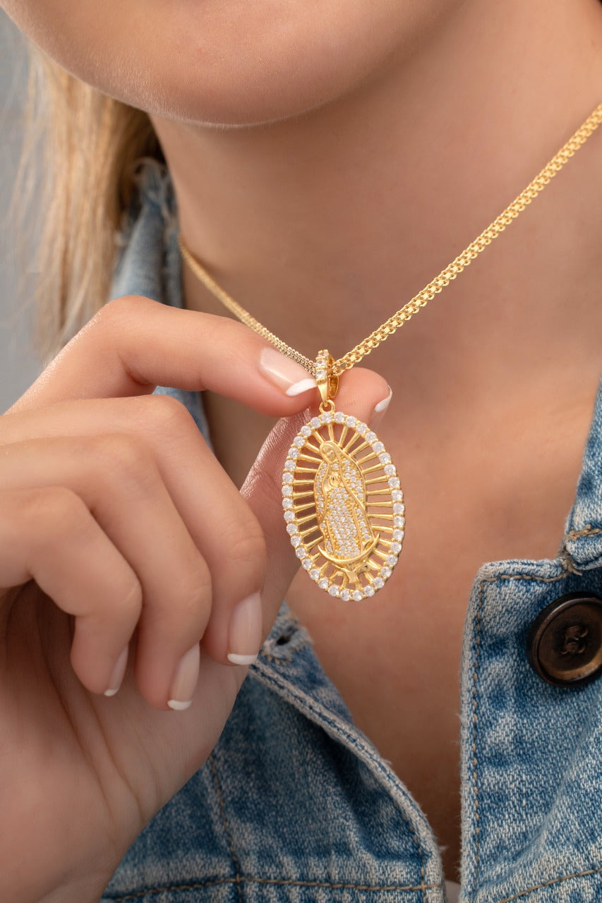 Dije Virgen Guadalupe Swarovski