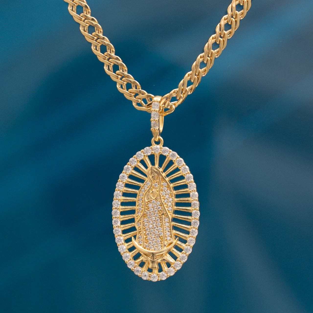 Dije Virgen Guadalupe Swarovski