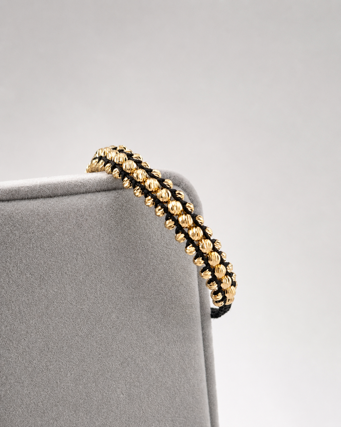 Pulsera Tres Carriles Hilo Negro Balin 3 y 4 mm