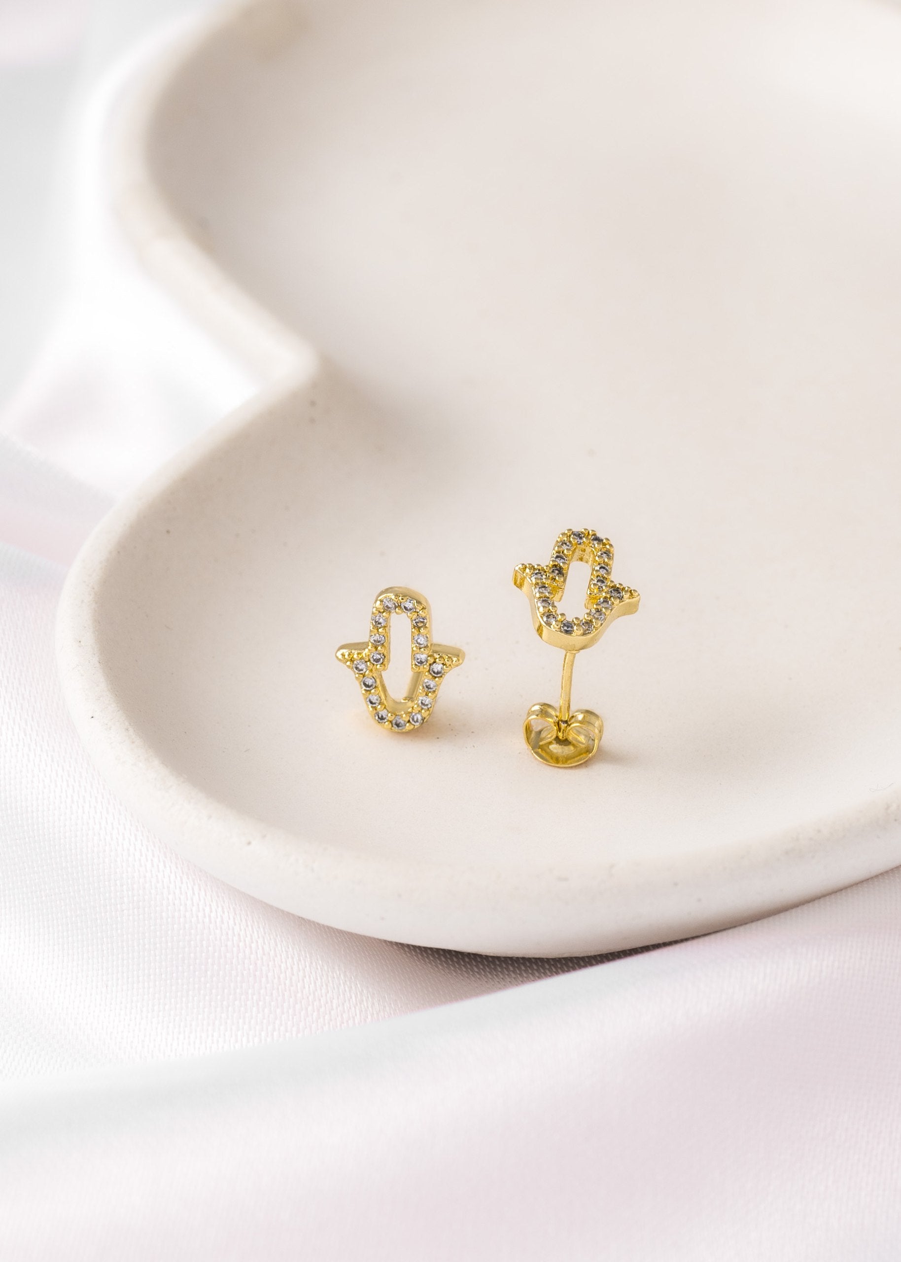 Arete Mano Hamsa Circonias