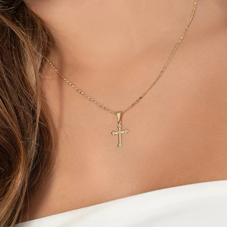 Dije Cruz Inri Delgada 1.5cms