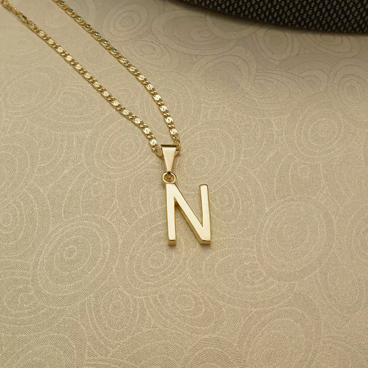 Dije Letras N