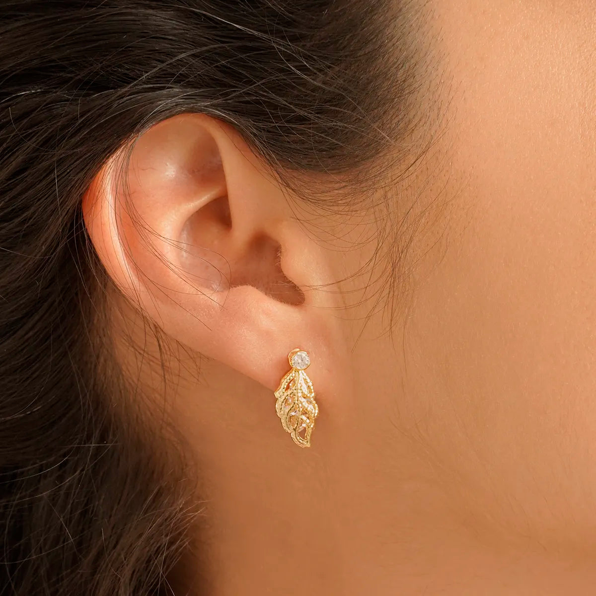 Arete Hoja Circonias 1.7 Cms