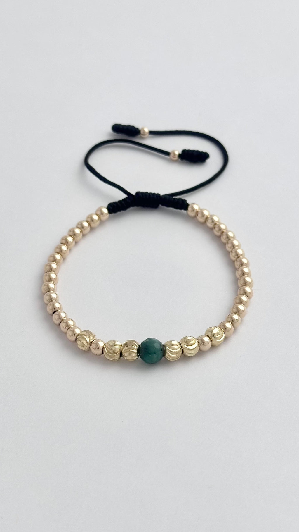 Pulsera con esmeralda