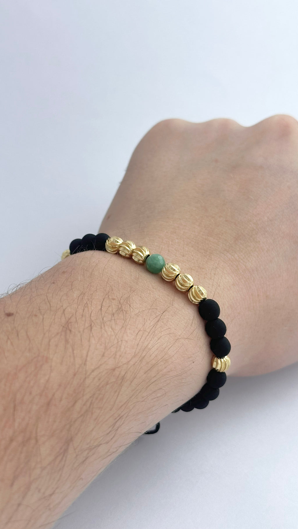 Pulsera con esmeralda y balín diamantado y neopreno