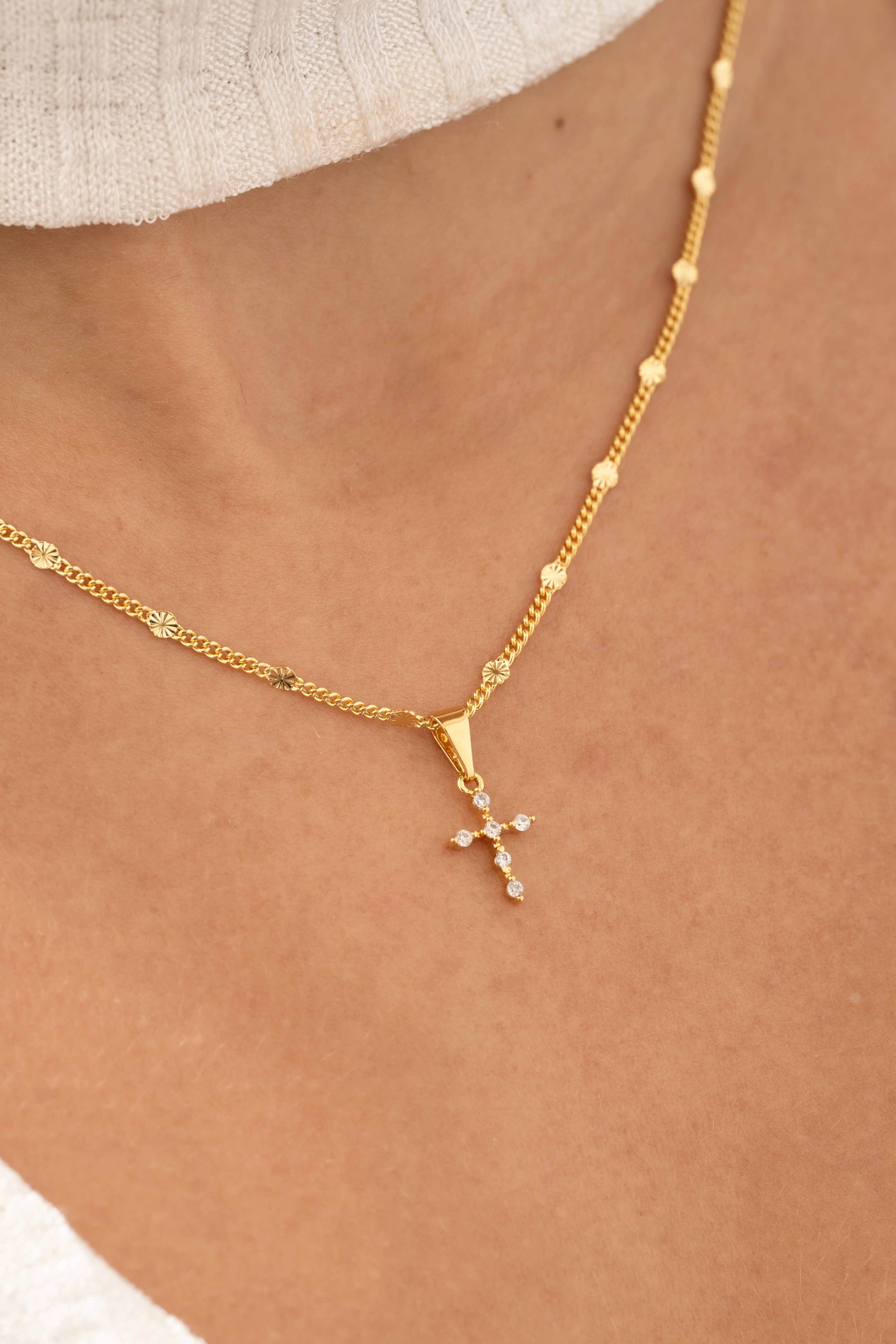 Dije Cruz 6 Circonias Cristal 1.1 cms Ed. Especial