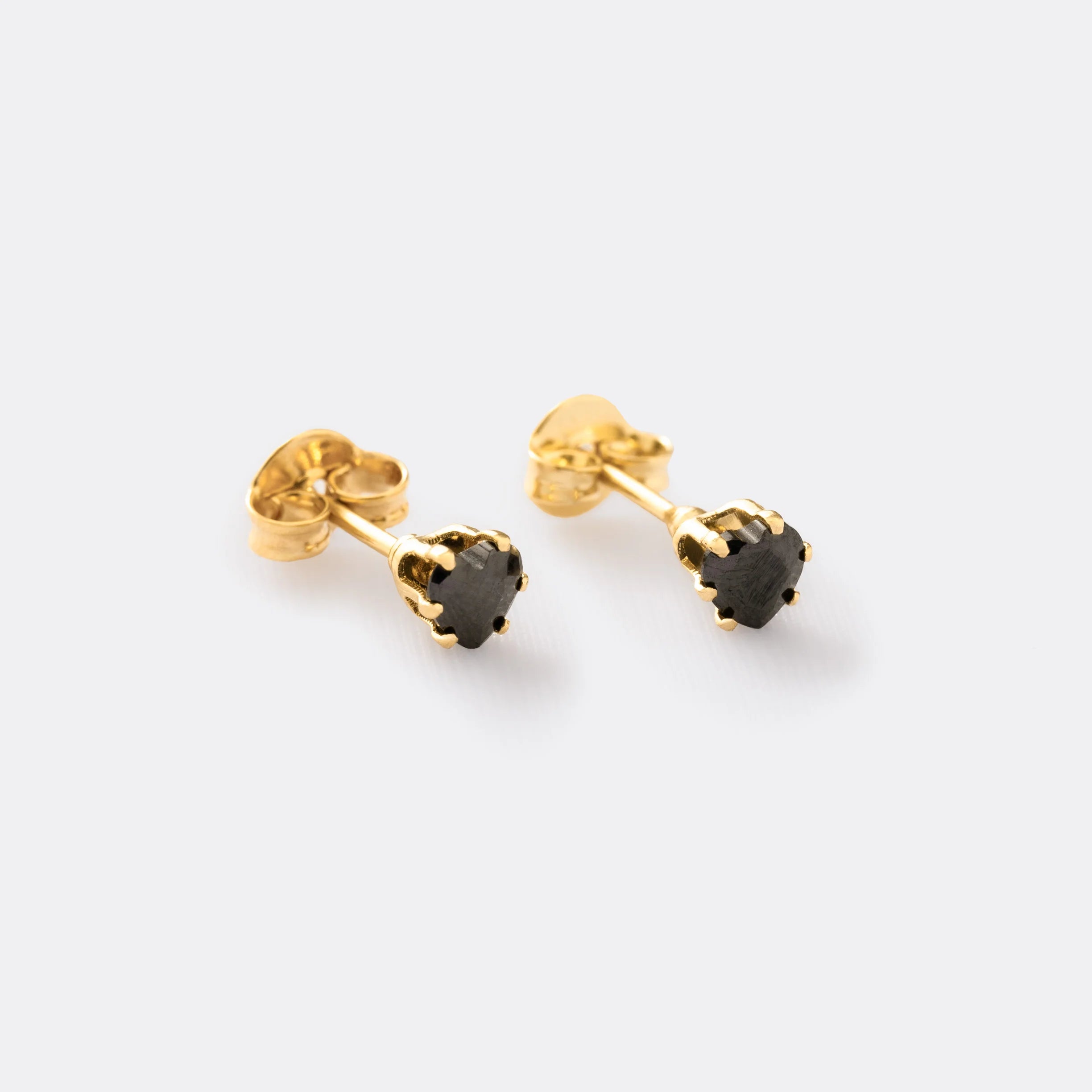 Arete Topo Circonia Corazón NEGRO