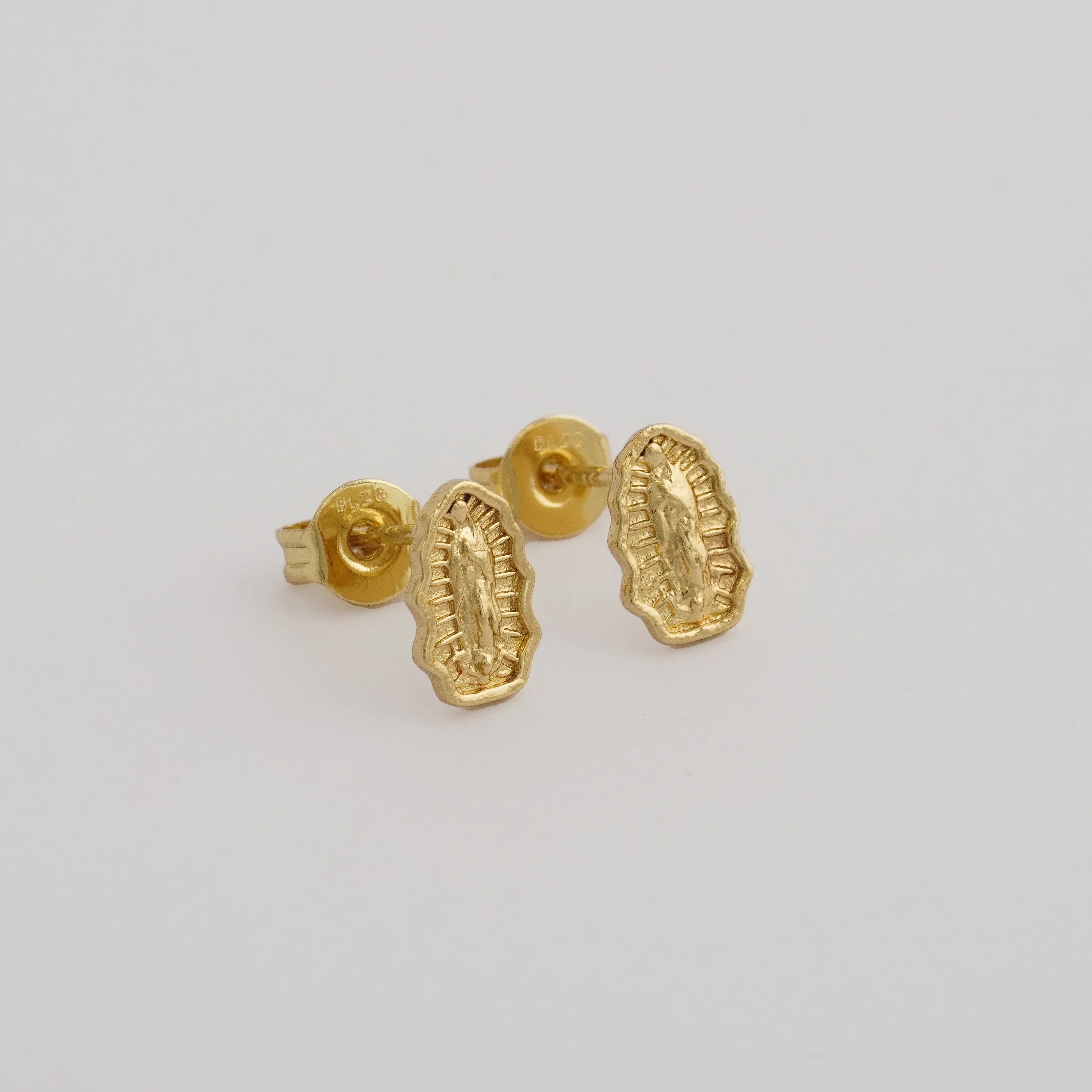 Arete Virgen de Guadalupe 8x5 mm