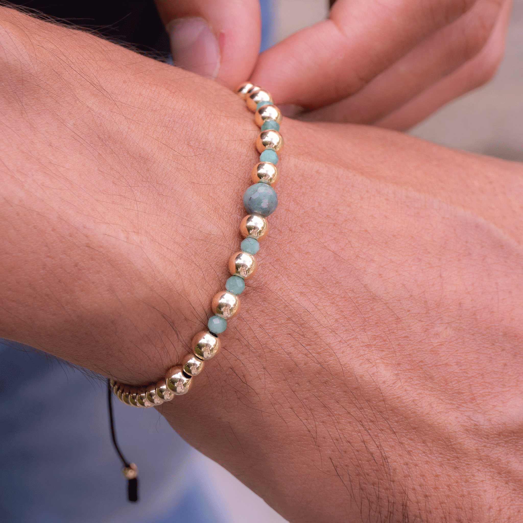 JOYA DE ESMERALDAS GENUINAS CON BALIN 4Y5MM